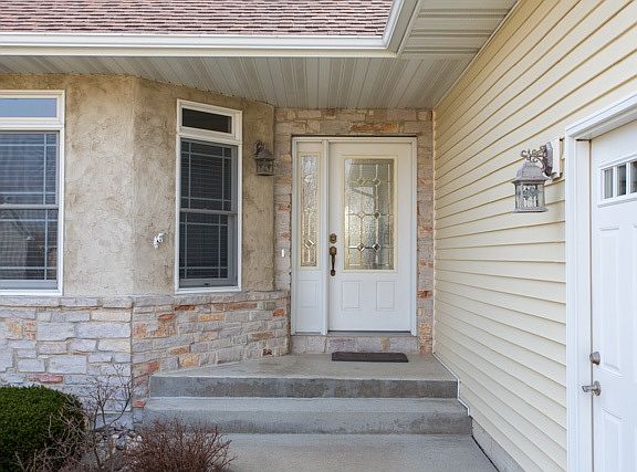 2nd image of 4902 Quesada Ave