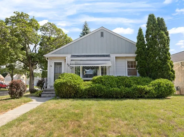 3230 W Ruskin STREET, Milwaukee, WI 53215