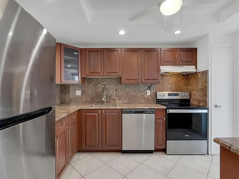 750 N Ocean Blvd #1904 — Photo 12