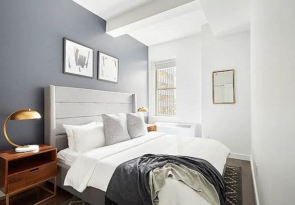 2nd image of 99 Wall St #809