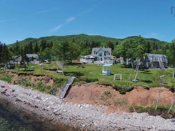 45227 Cabot Trl, Victoria, NS B0C 1H0