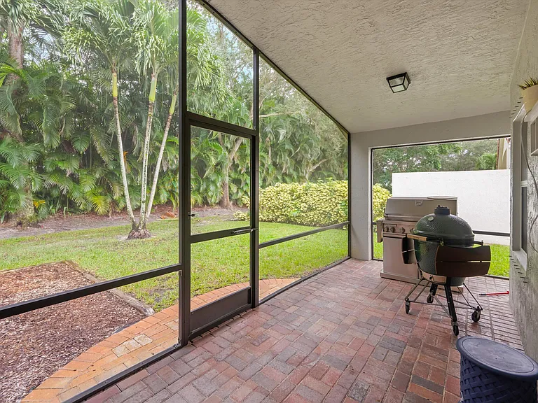 4221 Bluff Harbor Way — Photo 33