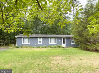 633 Autumn Crest Dr, Waterford Works, NJ 08089