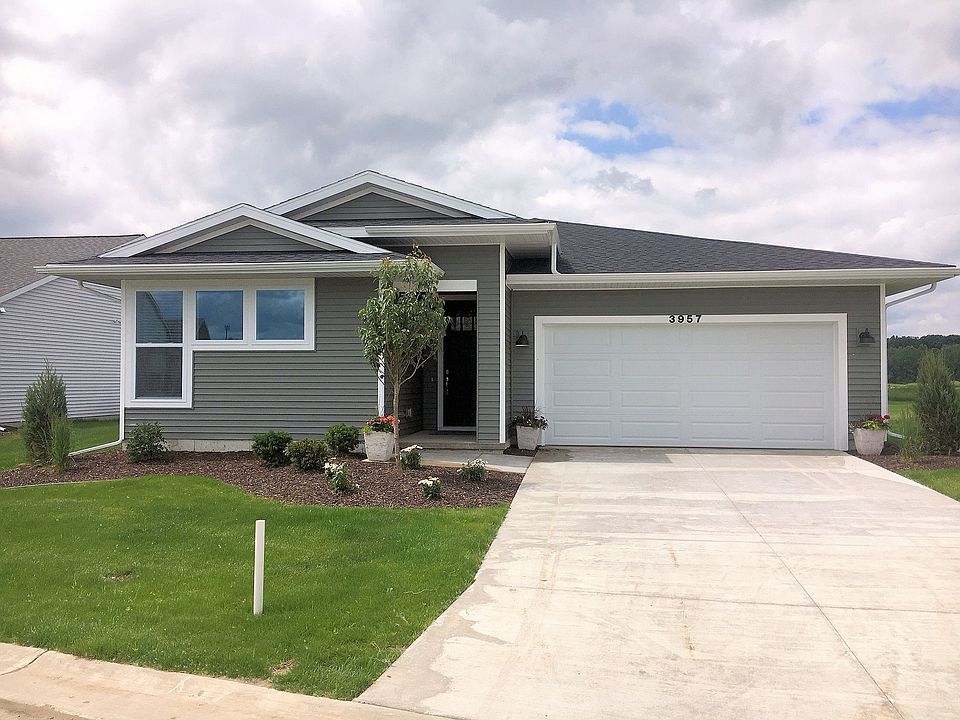 Floor plans and photos shown may include base features along with additional options and upgrades.