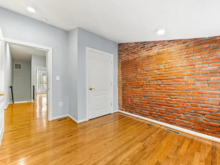 2023 Portugal St — Photo 14
