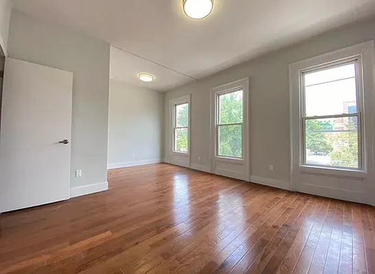 Rented by ABODE NYC LLC | media 9