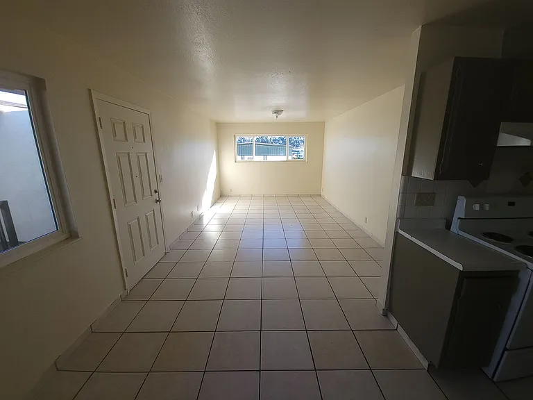 1134 Parkside St — Photo 11
