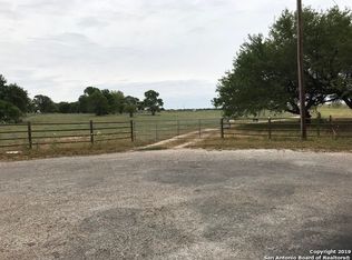 1871 Quail Run, Lytle, TX 78052