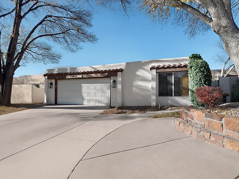 9735 Village Green Dr NE — Photo 2