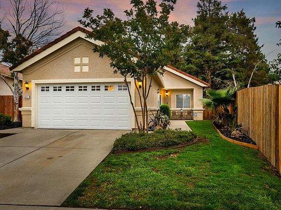 2nd image of 8082 Bothwell Dr