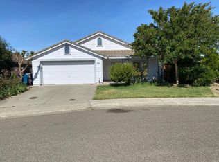 895 Bounds Dr, Dixon, CA 95620