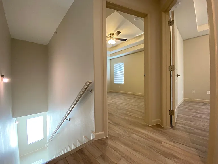 404 Newport Ave #4 — Photo 7