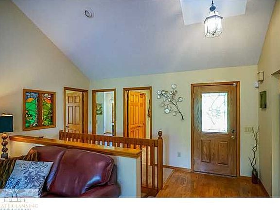 2nd image of 13428 Riverwoods Trl