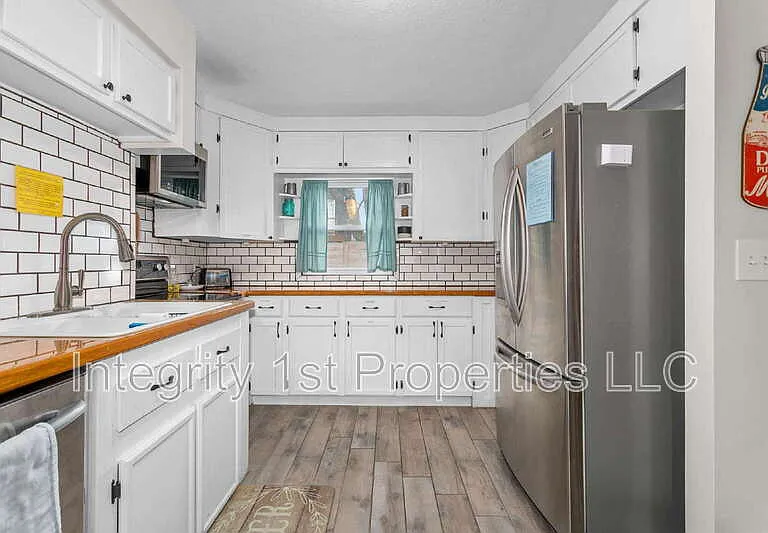 11221 W 59th Ter — Photo 36