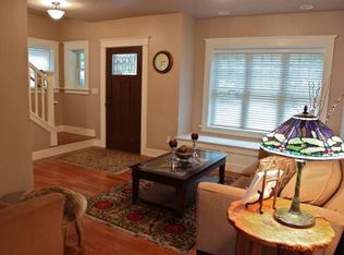 154 S Garden St, Bellingham, WA 98225