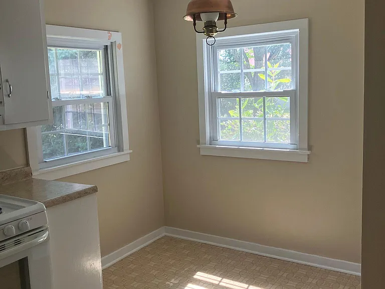 Eating area in kitchen