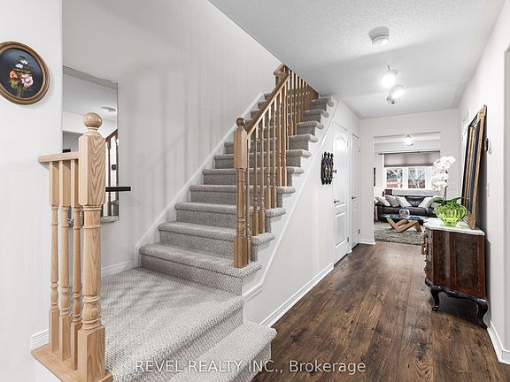 4th image of 47 Lisbeth Cres