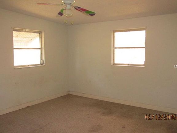 5th image of 9 Lamplight Ln