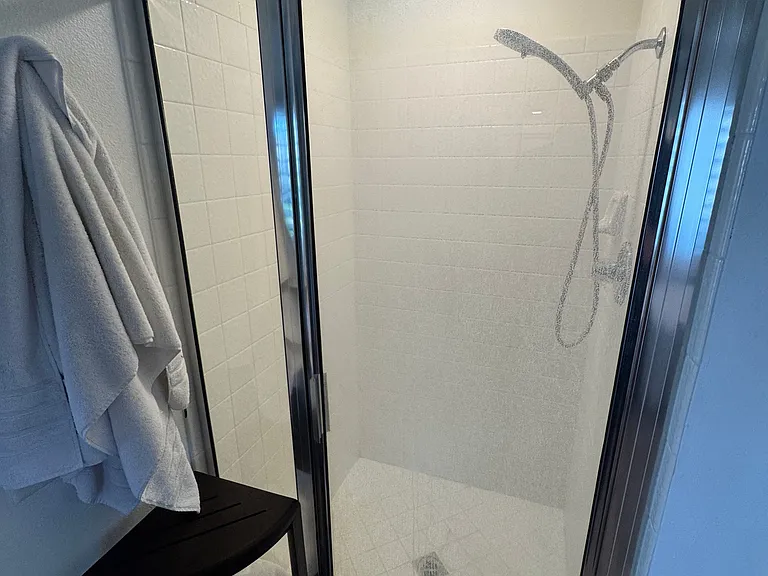 289 Vista Royale Cir W — Photo 19