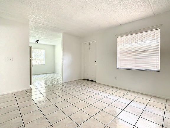 3rd image of 714 Michigan Ct APT 2
