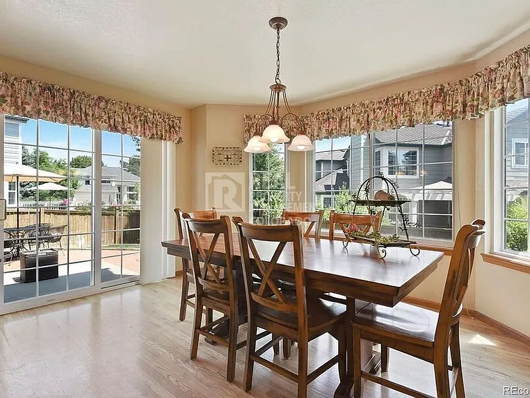 10110 Flagstone Way — Photo 15