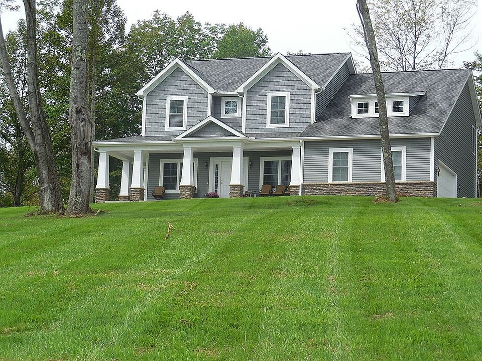 2nd image of 70360 Zunick Rd