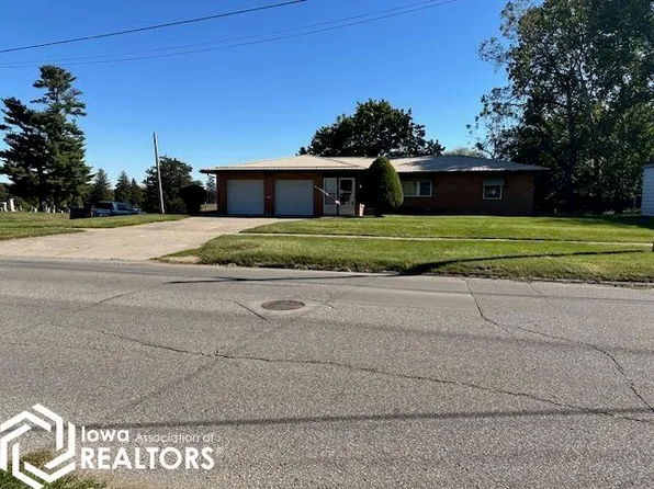 607 North St #B, Fairfield, IA 52556