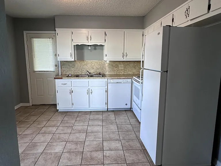 507 Northern Dove Ln #D — Photo 6