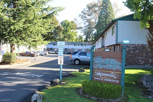 Greenbrier Apartments Photo 1