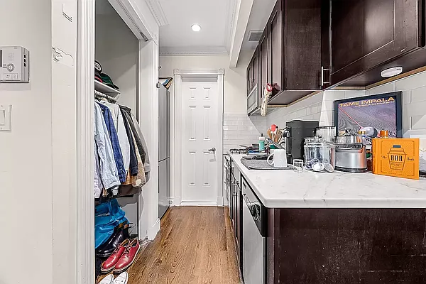 Rented by REAL New York | media 4