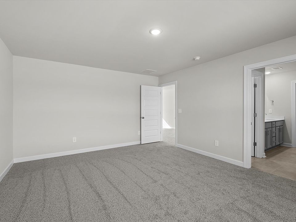 Welcome to the Brentwood floorplan at The Farm at Wells Creek - Signature Collection.