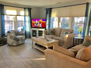 1009 Long Point Rd, Grasonville, MD 21638