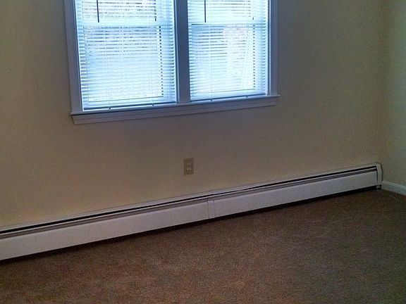 Large 2nd bedroom
