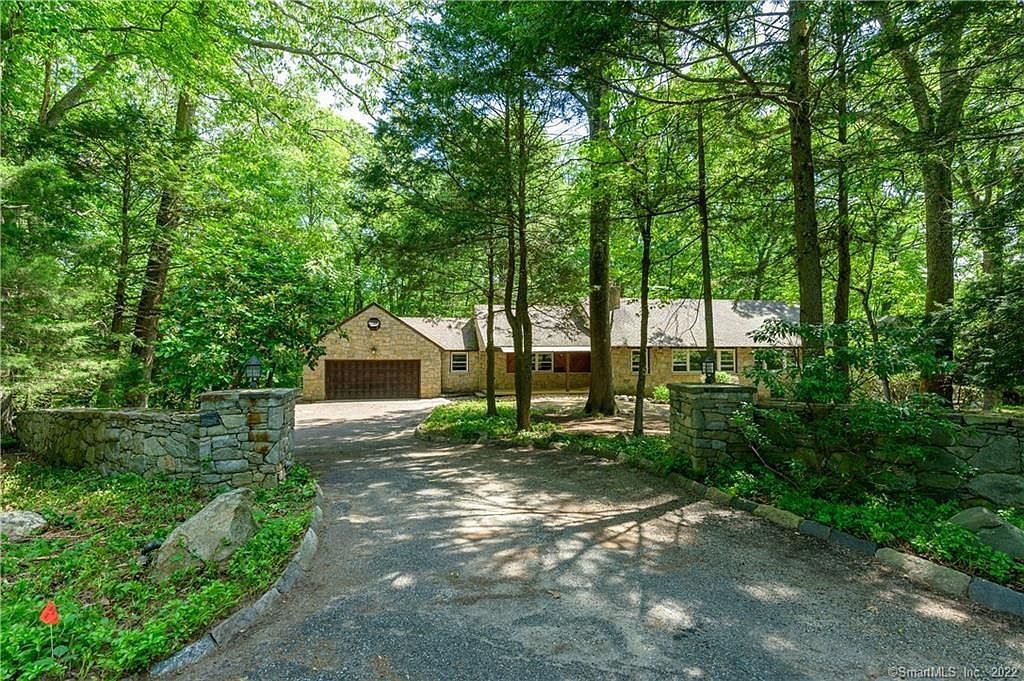 49 Tobys Ln, New Canaan, CT 06840 Zillow