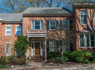 3904 N Glebe Rd, Arlington, VA 22207