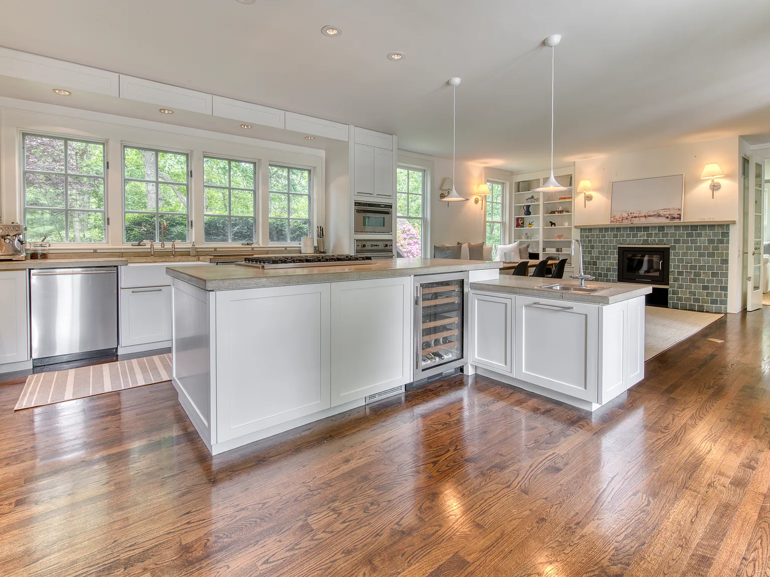 Sag Harbor Chic Rental — Photo 3