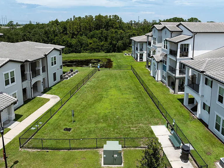 Shadetree Apartments — Photo 35