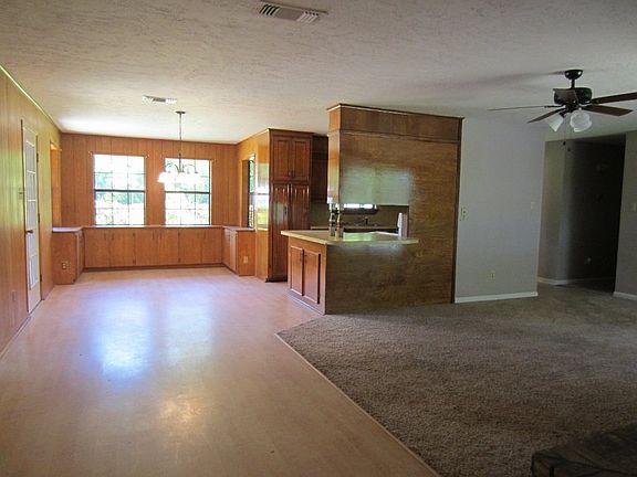 5th image of 810 Shadowood Dr