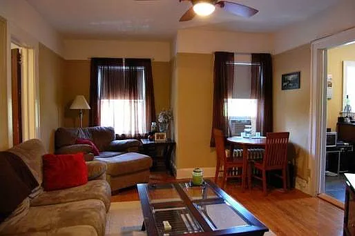 Building Photo - 18 Grove St #7