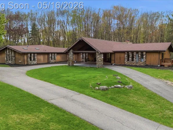 3050 Reese Rd, Ortonville, MI 48462