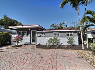 1567 NE 35th St, Oakland Park, FL 33334