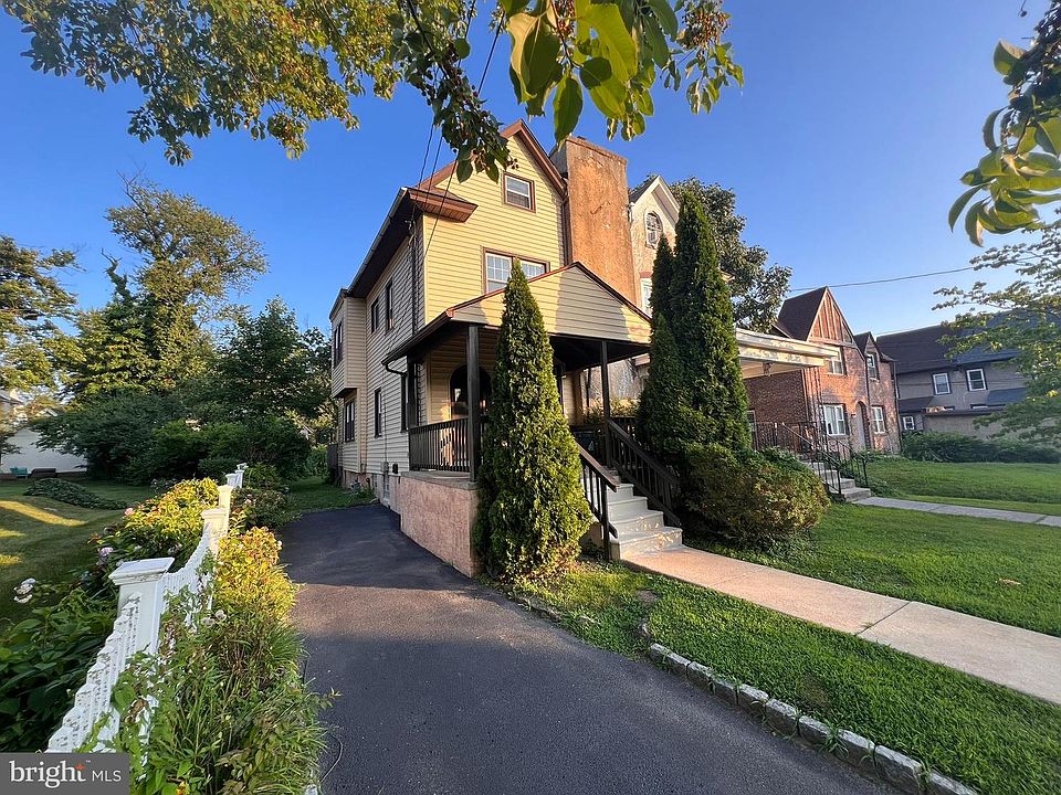 1st image of 52 W Albemarle Ave