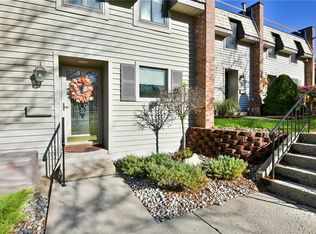 67 Chestnut Hls, New Hartford, NY 13413