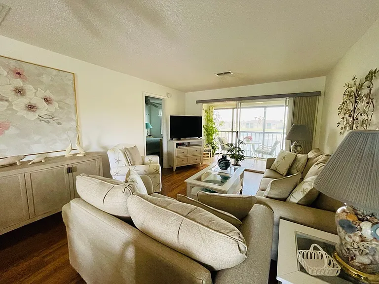 25100 Sandhill Blvd #Q201 — Photo 6