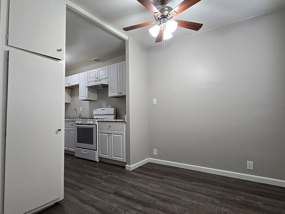 1st image of 409 N Los Robles Ave APT 14