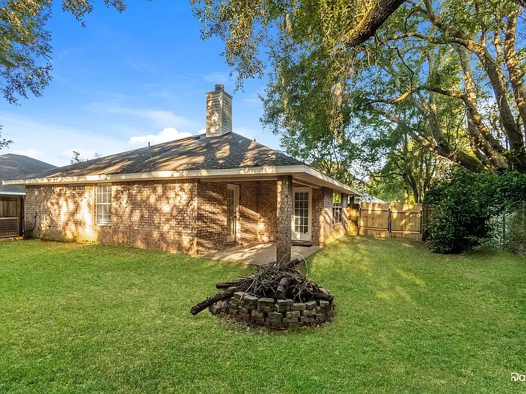 6401 Sarahs View Ct — Photo 15