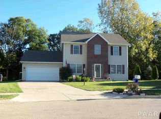102 Park Edge Ct, East Peoria, IL 61611
