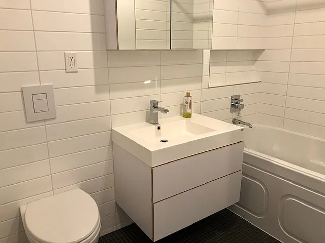 219 Georgia St E #204 — Photo 18