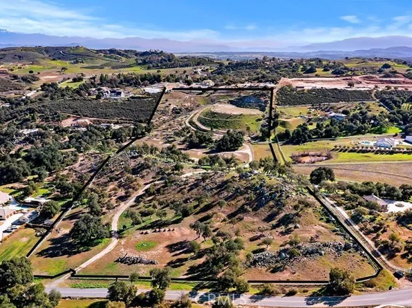 41500 Gallop Ln #12, Murrieta, CA 92562