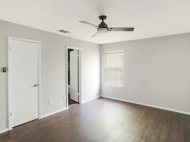 9614 Nightjar Dr #B — Photo 15
